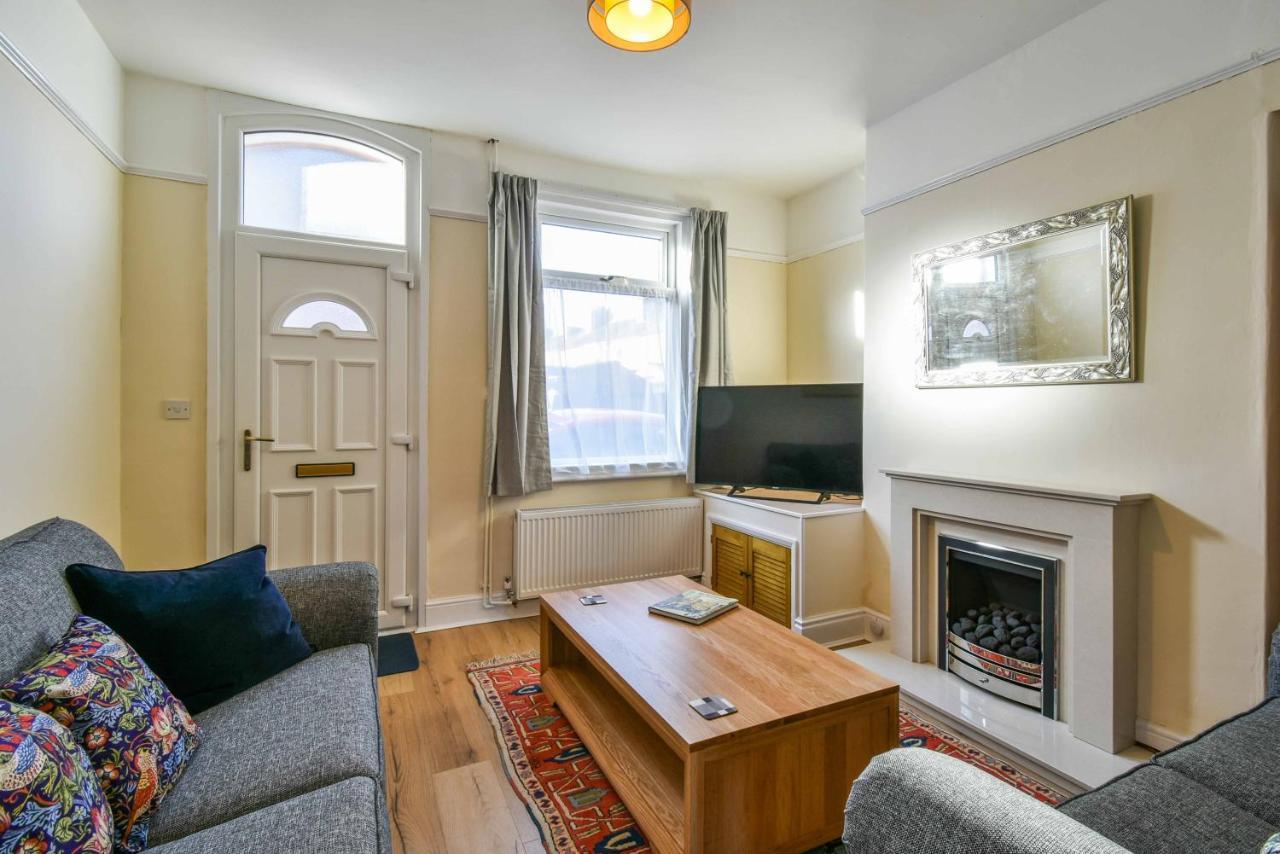 Bay Tree Cottage ヨーク エクステリア 写真